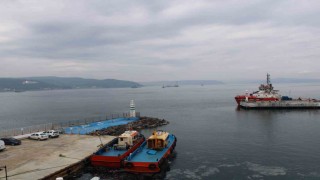 Çanakkale Boğazı sisin etkisini yitirmesiyle transit gemi geçişlerine açıldı