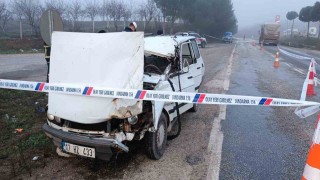 Çanakkalede trafik kazası 1 ölü, 1 ağır yaralı