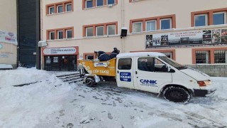 Canikte ekipler, MSÜ sınavı için karla mücadeleyi hızlandırdı