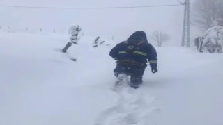 ÇEDAŞ ekipleri zorlu kış şartlarında enerjiyi kesintisiz sağlamak için çalışıyor