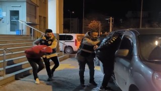 Cep telefonu hırsızları yakalandı