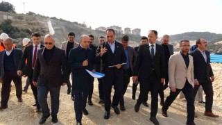 Çeşmeli-Erdemli-Silifke-Taşucu Otoyol Projesinde yüzde 27lik kısım tamamlandı