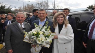 CHP Genel Başkanı Özgür Özelden Salihli ziyareti