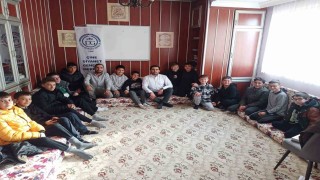 Çinede genç gönüllüler çocuklarla buluştu