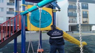 Çocuk parkını yakan şüpheliler yakalandı