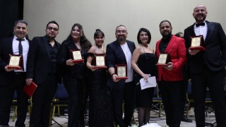 Çukurova Kent Orkestrası ve Hekimlerden Unutulmaz Performans