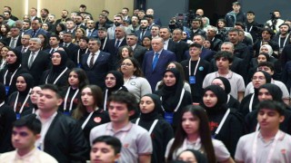 Cumhurbaşkanı Erdoğan: 2025 yılında bin 381 engelli öğretmenimizin atamasını yapıyoruz