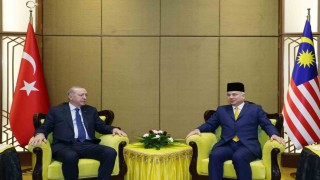 Cumhurbaşkanı Erdoğana Malezyada fahri doktora unvanı verildi