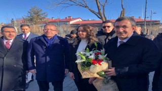Cumhurbaşkanı Yardımcısı Yılmaz Karsta