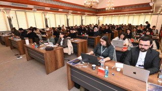 Denizli Ticaret Odası iş dünyasına e-ticareti öğretiyor