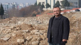 Depremde eşi ve iki kızını kaybeden imamın yürek yakan hikayesi