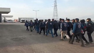 Depremzedelerin kimlikleriyle bahis vurgunu yapan 8 kişi yakalandı