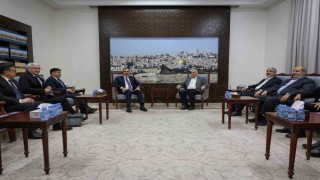 Dışişleri Bakanı Fidan, Hamas Siyasi Büro üyeleri ile bir araya geldi