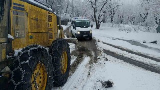 Diyarbakırda kardan kapanan 439 kilometrelik yol ulaşıma açıldı