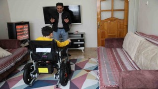 Diyarbakırda yatak ve akülü tekerlekli sandalye desteği