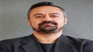 Doç. Dr. Yakın: Yapay zekâ, reklamcılığın çeşitliliğini ve demokratik yapısını tehdit edebilir