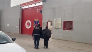 Dörtyolda hapis cezasıyla aranan 2 şahıs yakalandı