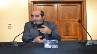 Dr. Öğretim Üyesi Ömer Demirbağ, öğrencilere Mevlanayı anlattı