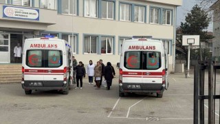 Düzcede karın ağrısı şikayetiyle 5 öğrenci hastaneye kaldırıldı