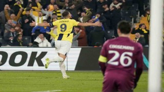 Edin Dzeko, bu sezonki 19. golünü attı