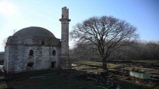 Edirnede Evliya Kasım Paşa Camisinde restorasyon çalışmaları sürüyor