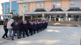 Edirnede köy arazisini satan eski muhtar ve aralarında iş adamlarının da olduğu 8 şüpheli tutuklandı