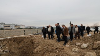 Edremit Çayı üzerine yeni köprü hızla ilerliyor