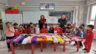 Eğirdirli çocuklardan depremzede kardeşlerine sıcak dokunuş