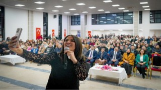 Eğitimci-Yazar Dilek Cesur Hakkarililerle buluştu