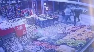 Elazığda bıçaklı kavga güvenlik kamerasına yansıdı
