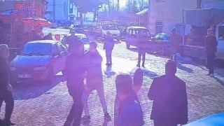 Elazığda bıçaklı, sopalı, fırın kürekli kavga: 3 kişi yaralı