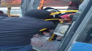Elazığda gizli buzlanma kazalara yol açtı: 4 yaralı