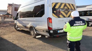 Elazığda jandarmadan okul önlerinde denetim