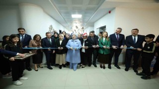 Emine Erdoğan, Gaziantepte Karakuyu Ortaokulundaki kütüphanenin açılışına katıldı