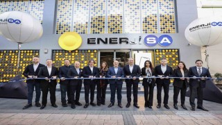 Enerjisa Enerjinin yeni konseptli müşteri hizmetleri merkezi Adanalılarla buluştu