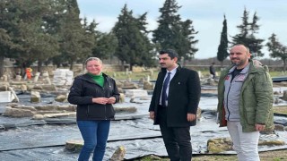 Enezde Osmanlı dönemine ait türbe ve mezarlıklar onarılıyor