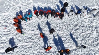 Ergan Kayak Merkezinde gerçeği aratmayan çığ tatbikatı
