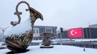 Erzincana kar yeniden geliyor