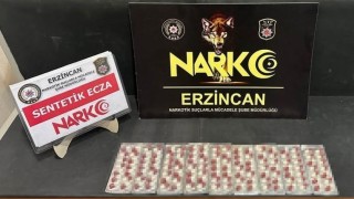 Erzincanda 126 adet sentetik ecza maddesi ele geçirildi