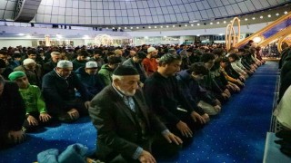 Erzincanda ilk teravih namazı kılındı