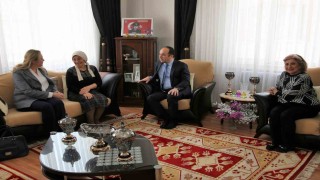 Eskişehir İl Emniyet Müdürü Yılmaz, şehit ailelerini ziyaret etti