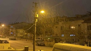 Eskişehirde kar yağışı başladı