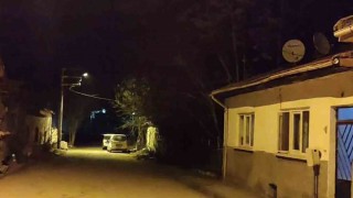 Eskişehirde soba dumanından zehirlenen anne-oğul tedavi altına alındı