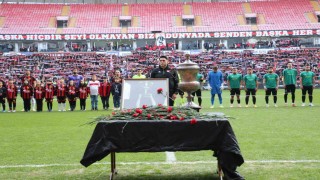 Eskişehirspor 3 puanı 4 golle kazandı