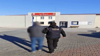 FETÖye üye olmaktan aranan şahsı polis yakaladı