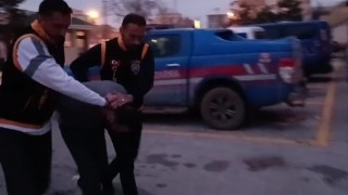 Firari cinayet zanlısının yakalanma anı görüntüleri ortaya çıktı