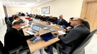 Fırat EDAŞ yöneticileri Çemişgezekte muhtarlarla bir araya geldi
