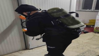 Fırın bacasından sızan karbonmonoksit gazı, 3 kişiyi zehirledi
