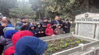 Fransa Kasırgası lakaplı Hüseyin Alkaya, mezarı başında anıldı