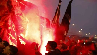Galatasaraya Amsterdamda coşkulu karşılama